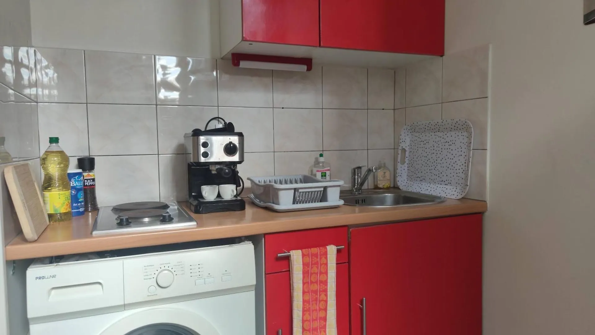 Apartment Sur Le Metro 12 Pour Montmartre Paris
